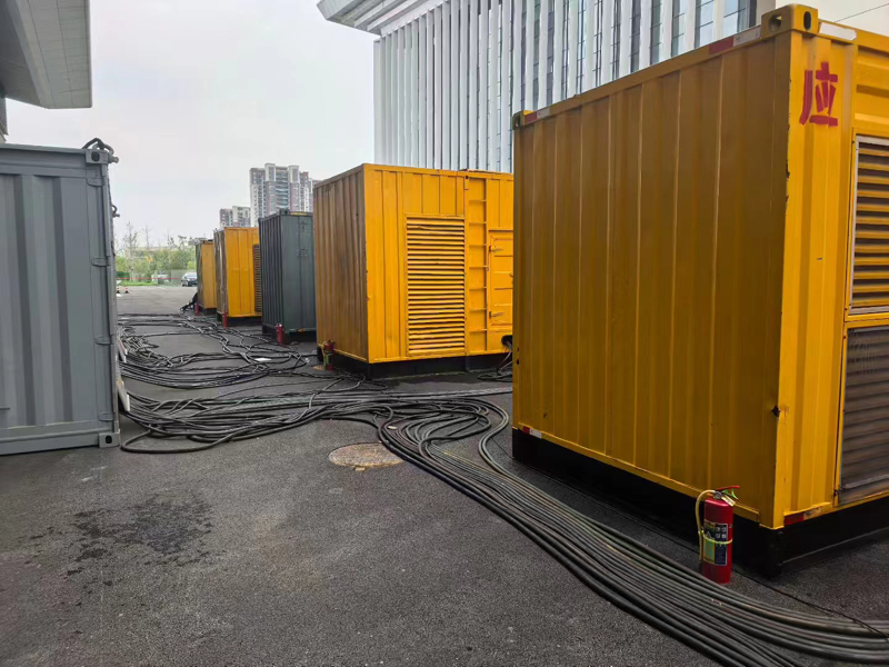 乌拉特中不同季节柴油发电机组保养有哪些注意事项?