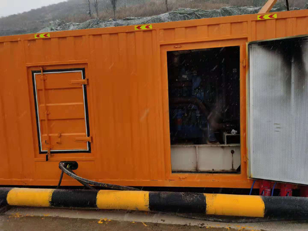 乌拉特中发电机出租 发电机的工作原理介绍