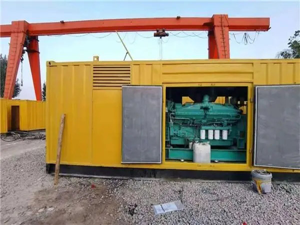 乌拉特中冬季低温环境下,500KW发电机组应该选择什么类型的启动电瓶?